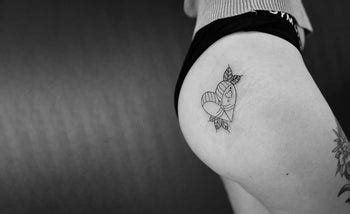 cute butt tattos|103 Fulfilling Butt Tattoos That Run High On。